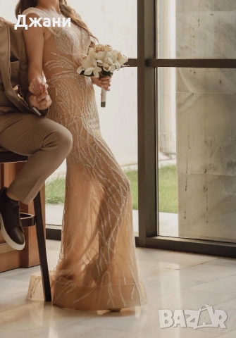 Дизайнерска рокля