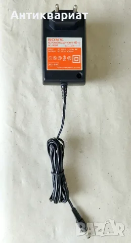 Зарядно, адаптер Sony AC-930E с минуса в средата (9 V / 600 mA) / Japan
