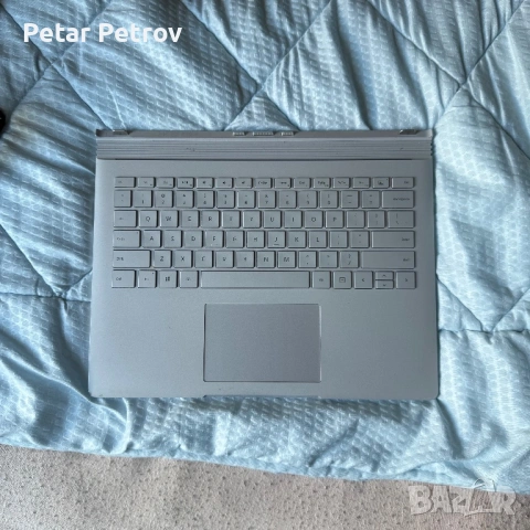Microsoft surface 1704