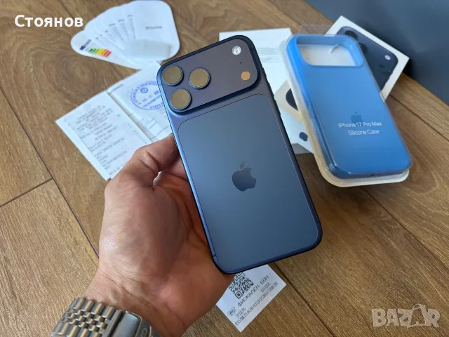 iPhone 17 Pro Max 256 GB / Blue / Гаранция ТЕХНОМАРКЕТ, снимка 3 - Apple iPhone - 55681293