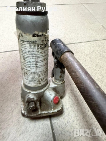 3103 маслен крик 2 тона цена 20 евро д+ 35см в разпънато състояние   имам и други всякакви крикове и, снимка 2 - Други инструменти - 54045815