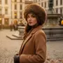 Дамска шапка с дълъг пухкав косъм – топлина и класа през зимата, снимка 2