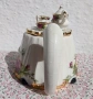 2 колекционерски чайника Royal Albert Old Country Roses на Cardew, снимка 13