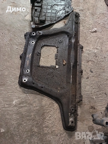 кора кори под двигателя кутията бмв е46 330 д 184кс bmw e46, снимка 2 - Части - 54231322