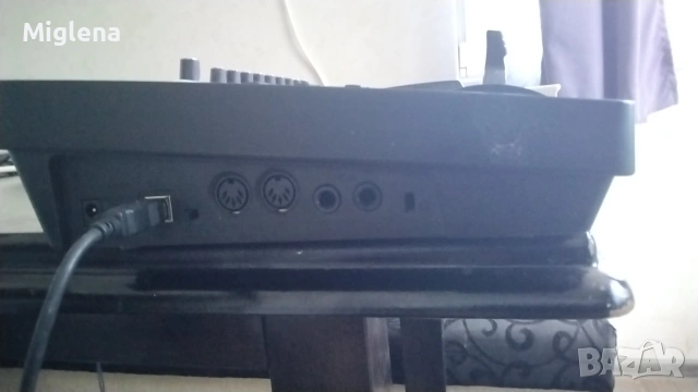 Roland a500 PRO, снимка 3 - Синтезатори - 55021348