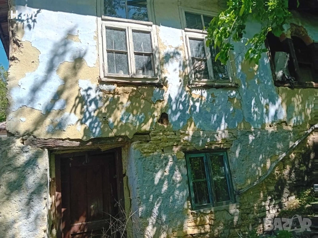 Продавам къща с двор, снимка 3 - Къщи - 55166645