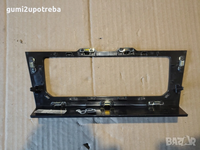 Рамка Облицовка Панел Климатик 3G8863041 Volkswagen Passat B9 1.5 eTSI 150кс 2024г Бензин, снимка 2 - Части - 54945093