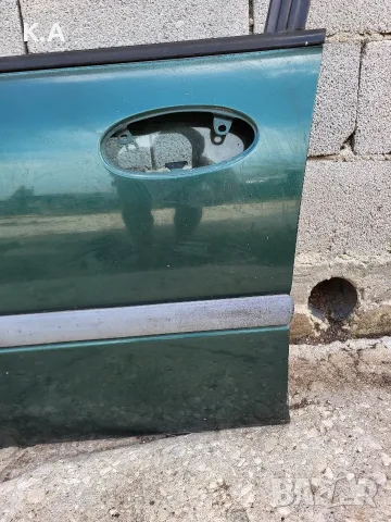 Предна лява врата Renault Laguna 1, снимка 2 - Части - 55652839