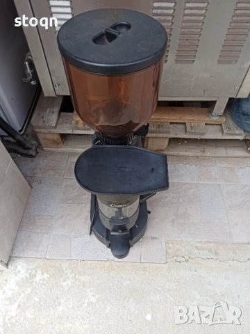 Професионална кафемелачка La chimbali, снимка 2 - Обзавеждане за заведение - 54145526