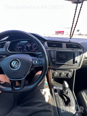 VW Tiguan 2017 2.0TDI, снимка 3 - Автомобили и джипове - 55179377