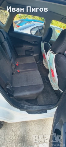 Продавам Toyota Verso-S 1.33VVTI, снимка 5 - Автомобили и джипове - 54987811