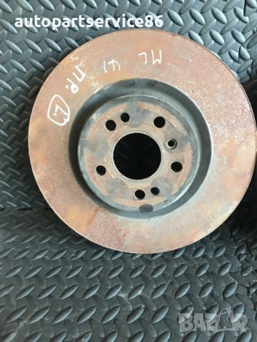 Комплект спирачни дискове предни ляв и десен за Mercedes ML W164 3.0 CDI (2011), снимка 3 - Части - 53996629