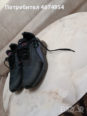 Nike Air Max 270 мъжки 42 номер, снимка 2 - Маратонки - 55108126