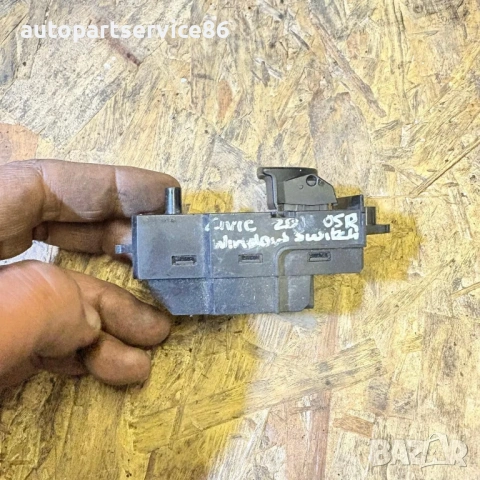 Превключвател за стъкло за задна дясна врата за Honda Civic Mk8 (2007) 83740-SMG-E010, снимка 2 - Части - 54440157