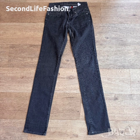 Дамски супер тесни дънк Guess оригинал размер 25 сиви 