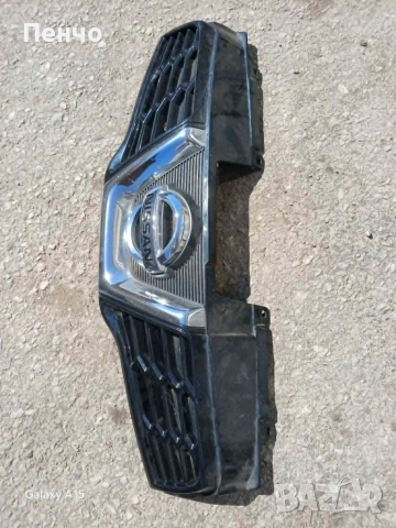 ПРЕДНА РЕШЕТКА NISSAN QASHQAI 2013г.