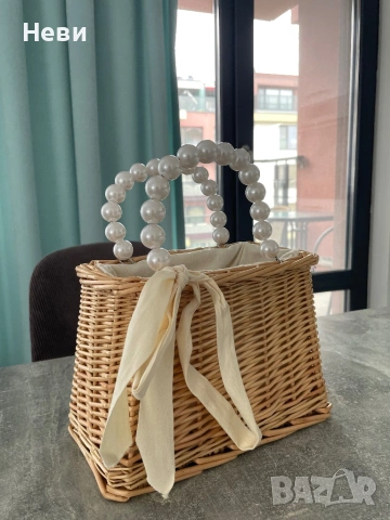 Сламена чанта с панделка и дръжки с перли