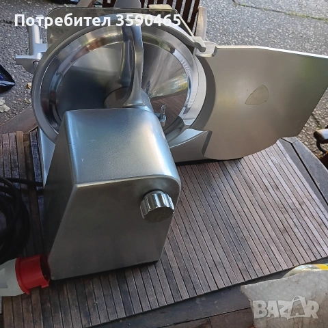 Слайс машина колбасорезачка Graef, снимка 6 - Други машини и части - 54976106