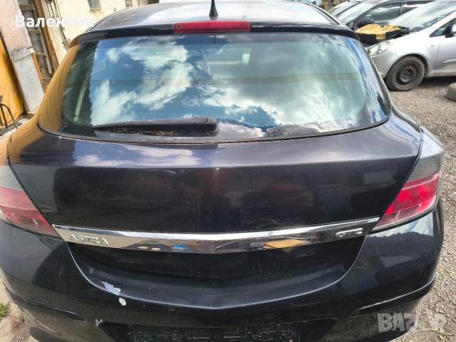 заден капак за Opel Astra H GTC, снимка 2 - Части - 54248293