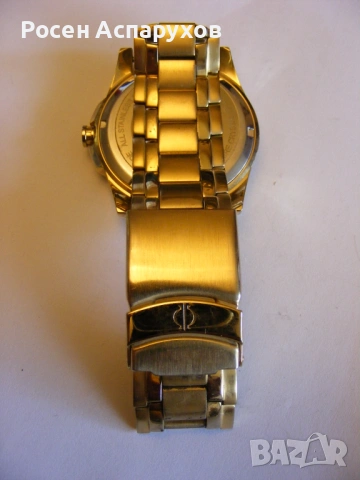 Красив Candino C4404 Extreme Performance Swiss Watch, снимка 8 - Мъжки - 54858153