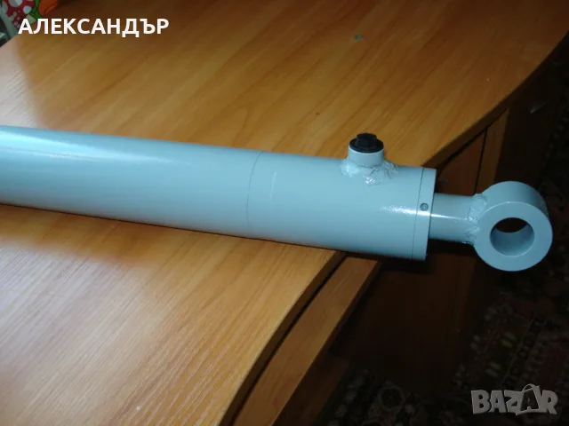 хидравличен цилиндър Ф60, снимка 2 - Резервни части за машини - 55526534