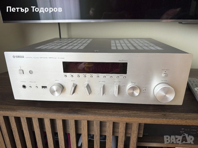 Мрежов ресивър Yamaha R-N602 (Сребрист)