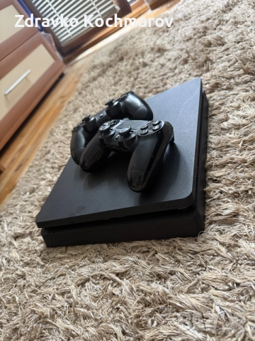 PlayStation4 Slim + ПОДАРЪК, снимка 2 - PlayStation конзоли - 55430614