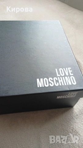 Дамски маратонки Love Moschino , снимка 4 - Маратонки - 53993352