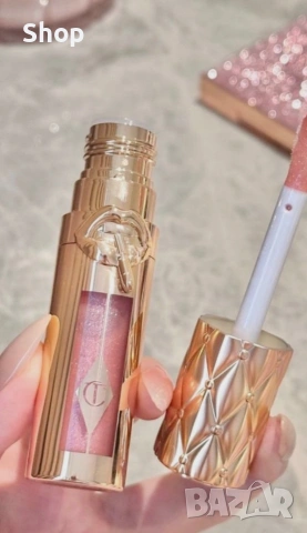 Charlotte Tilbury lip gloss , снимка 2 - Декоративна козметика - 55092318