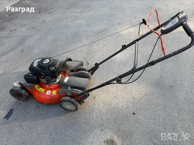 Бензинова косачка Husqvarna R152SVH  HONDA  със самоход, снимка 9 - Градинска техника - 54163100