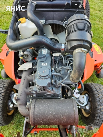 ДИЗЕЛОВА 4Х4 ТРАКТОРНА КОСАЧКА KUBOTA 21.КОНЯ , снимка 12 - Градинска техника - 54744096