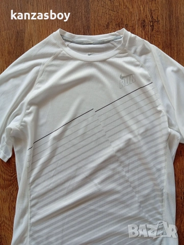 Nike Dri-fit Run - мъжка тениска р-р М, снимка 2 - Тениски - 55054797