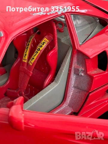 Ретро модел Ferrari F40 1/18, снимка 8 - Колекции - 54409014