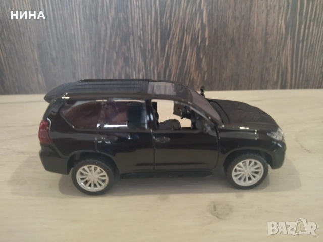 Метална количка Toyota Land Cruiser Prado !!!, снимка 3 - Колекции - 55221601