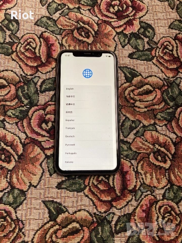 Продавам iPhone 11 