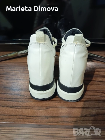 Маратонки на платформа , снимка 3 - Дамски ежедневни обувки - 53964332