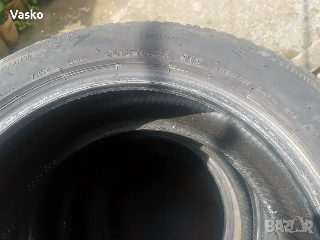 Зимни гуми 205/55 R16, снимка 3 - Гуми и джанти - 55587021