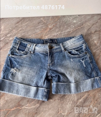 Vintage къси панталонки bershka 