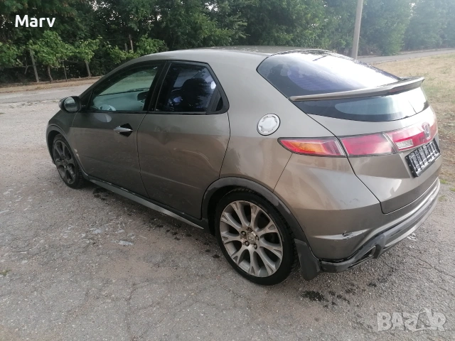 Honda civic 1.8 на части , снимка 6 - Автомобили и джипове - 55251435