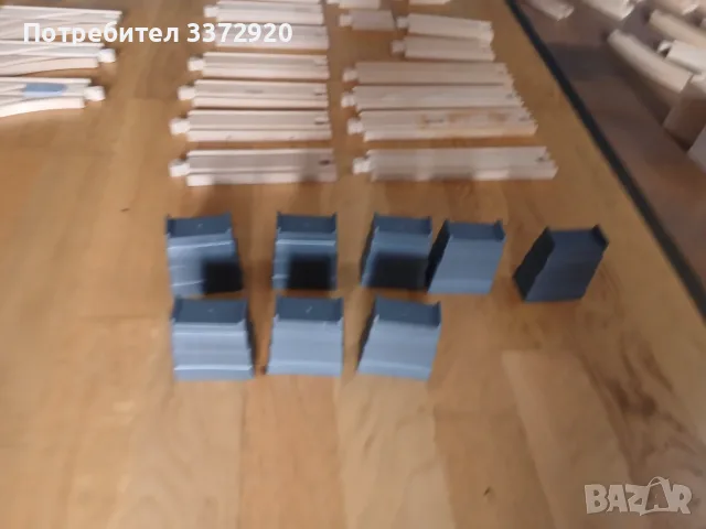 Механични влакчета с локомотиви на батерия,които вървят на дървени линии. , снимка 7 - Влакчета, самолети, хеликоптери - 55645765