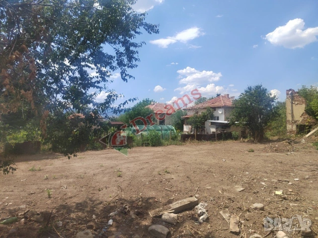 Урегулиран поземлен имот УПИ в село Бараково, снимка 3 - Парцели - 55276137