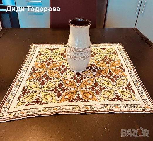 Красив винтидж комплект за дома - битово каре и керамична ваза, снимка 6 - Вази - 55055831