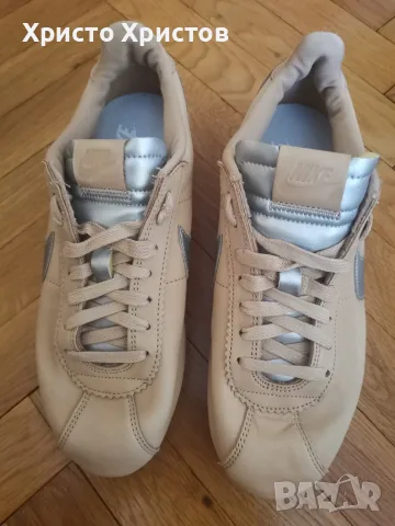Дамски маратонки NIKE  Размер 40