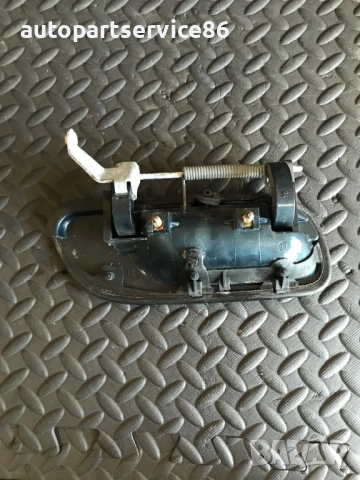 Задна лява външна дръжка зелена за Volvo S80 (2001) , снимка 2 - Части - 54112885