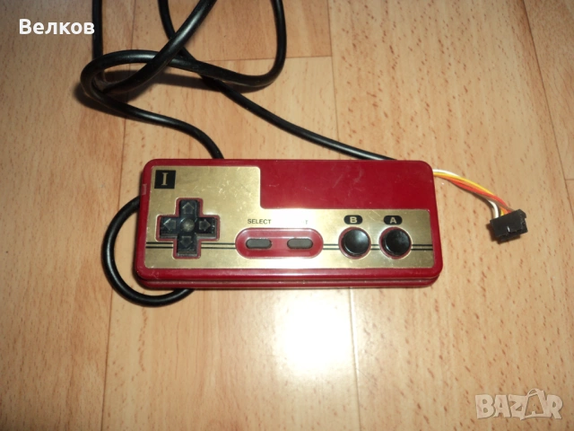 Джойстик за стара електронна игра и Зарядно за батерии 6V, снимка 9 - Други игри и конзоли - 54150617
