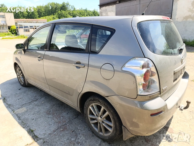 Toyota Corolla Verso 2.2d4d 136 к.с. 2005г. На Части, снимка 3 - Автомобили и джипове - 54739216