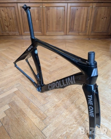 Велосипедна вилка Cipollini The One (2021g.), снимка 2 - Части за велосипеди - 54654406