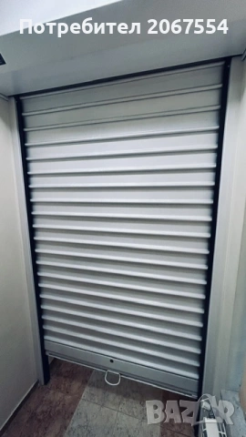 Метална ролетна врата