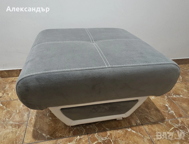 Табуретки за хол