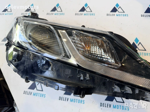 81110-33G00 десен фар от Toyota Camry 2.5 Hybrid AXVH71, двигател A25A-FXS, 218 кс., автоматик, снимка 2 - Части - 54677014